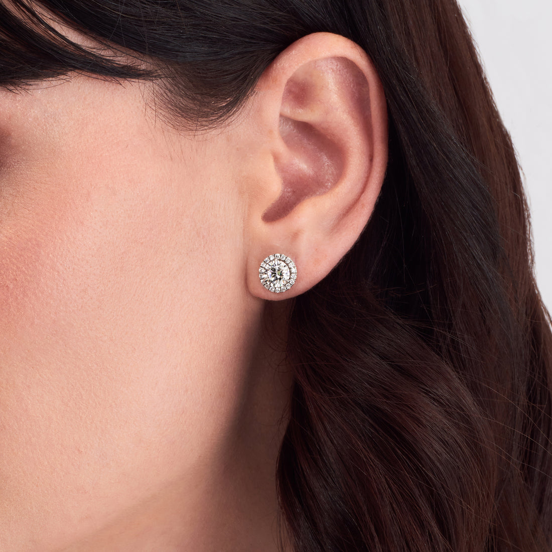 Round Brilliant Diamond Stud Earrings With Diamond Jackets
