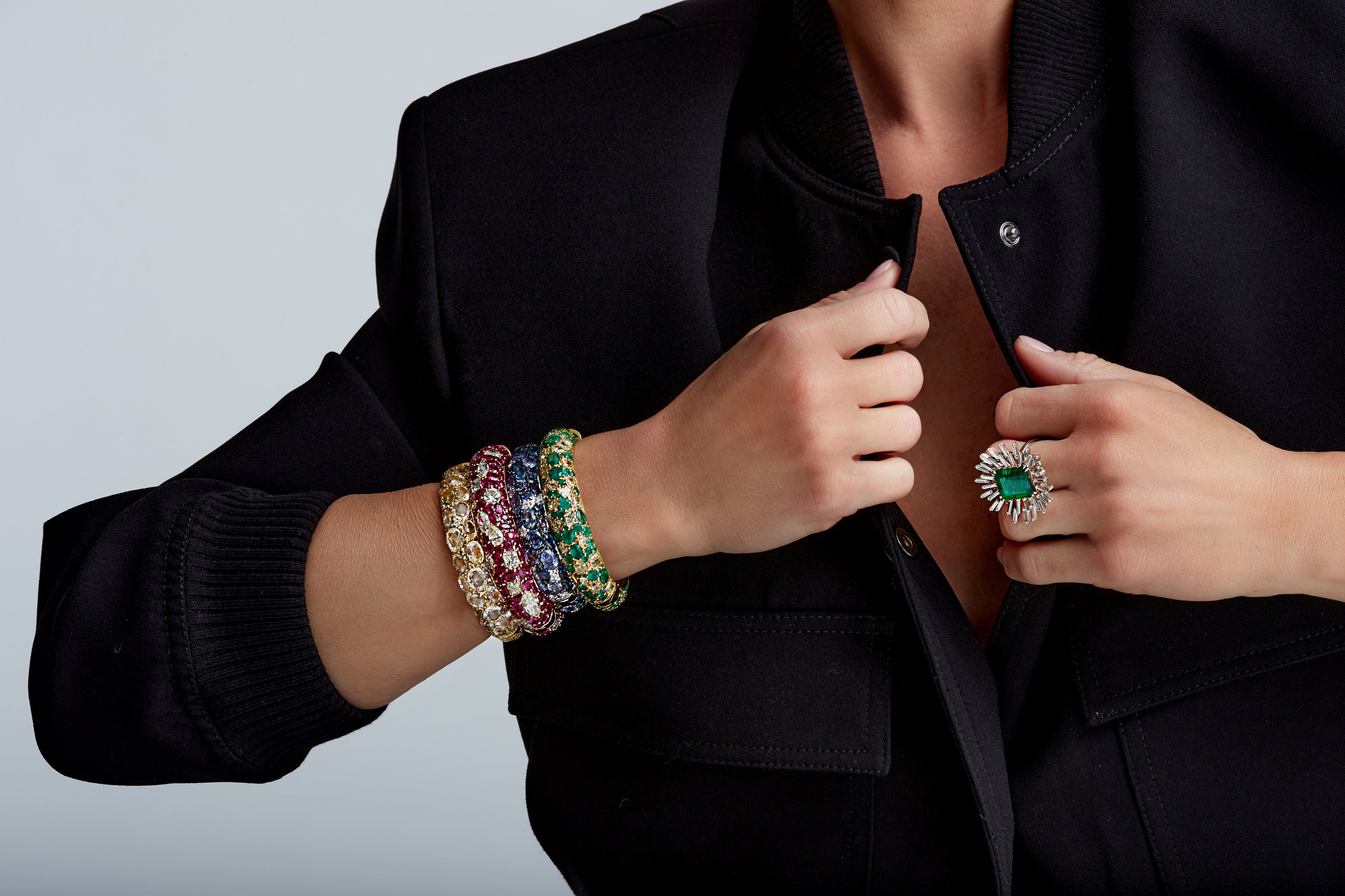 Mixed-cut Colombian Emerald and Diamond Bangle