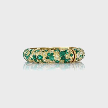Colombian Emerald and Diamond Bangle